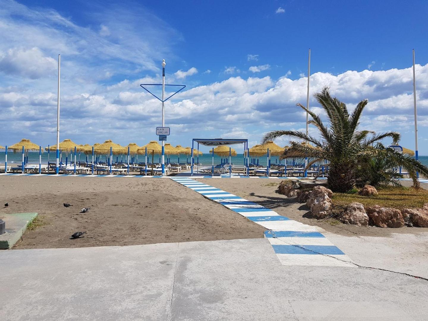 Saturnodream-4 Min To The Beach-seasonal Pool Apartment Torremolinos